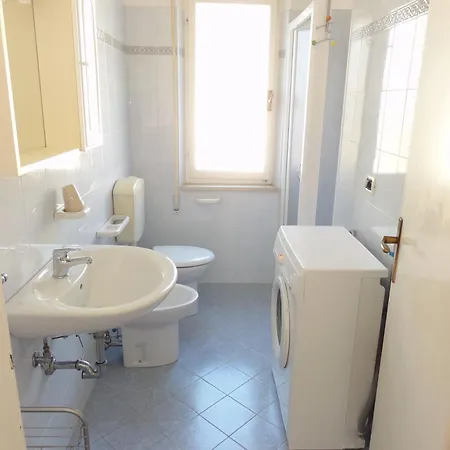 Birght Flat In A Quiet Area Near The Διαμέρισμα Μπιμπιόνε